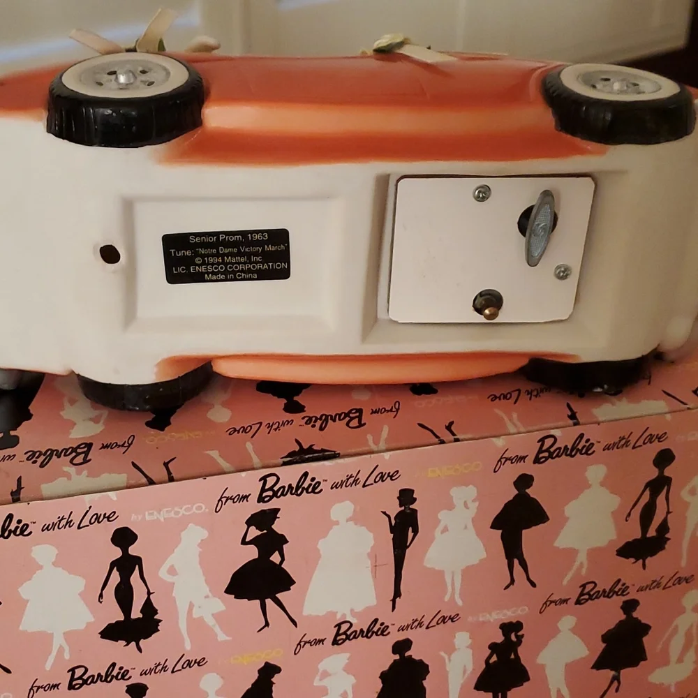 Vintage 1963 Barbie & Ken Musical Figurine